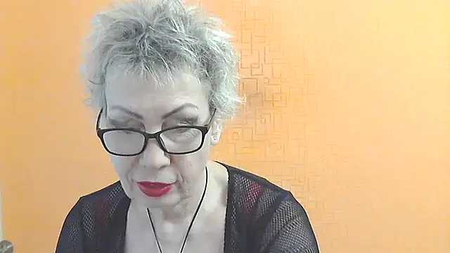 NessyJenixs online show from February 2026 07:39:02 AM