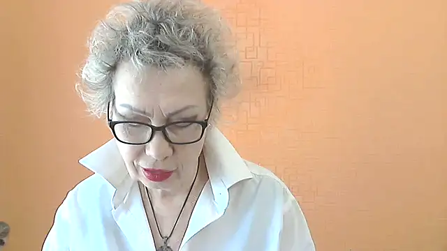 NessyJenixs online show from March 2026 07:25:01 AM