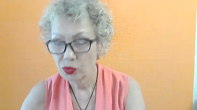 NessyJenixs online show from June 2026 01:11:01 PM