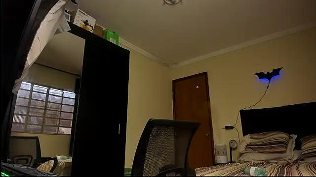 sexyflight online show from September 2025 04:40:01 PM