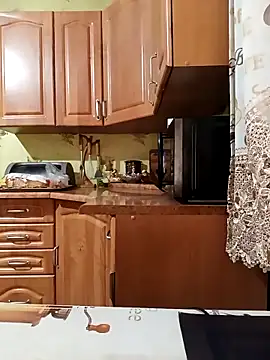 Laura Kiss online show from February 2026 04:03:02 PM