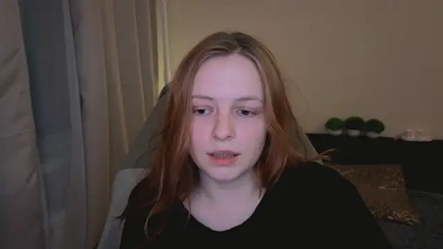 Snapshot of Hanna_melon chatting on February 2025 07:52:01 PM Hanna melon online show from February 2025 07:52:01 PM