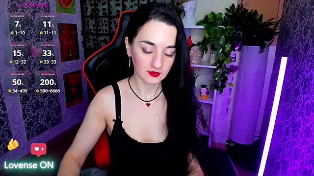 Snapshot of JessicaAlfo chatting on February 2026 02:17:02 AM JessicaAlfo online show from February 2026 02:17:02 AM