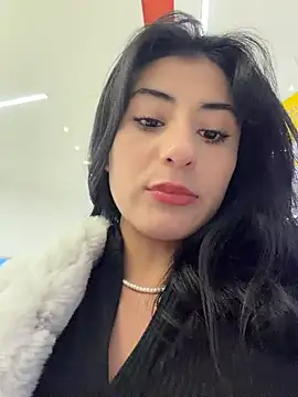 fiorella paris online show from November 2025 10:09:02 PM