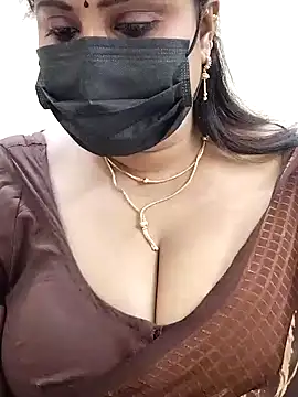 Queenflowerr online show from January 2025 02:02:02 PM