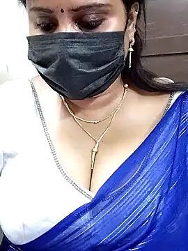 Queenflowerr online show from January 2025 11:51:02 AM