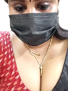 Queenflowerr online show from February 2025 05:25:01 AM