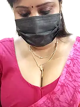 Queenflowerr online show from February 2025 04:03:02 AM