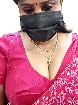 Queenflowerr online show from February 2025 05:11:02 PM