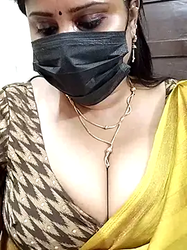 Queenflowerr online show from March 2025 10:35:02 AM