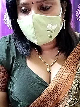 Queenflowerr online show from October 2025 04:31:02 AM