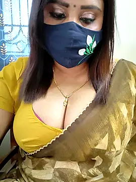 Queenflowerr online show from April 2026 06:49:02 AM