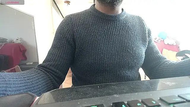 Snapshot of IndienTiger chatting on March 2025 08:49:02 AM IndienTiger online show from March 2025 08:49:02 AM