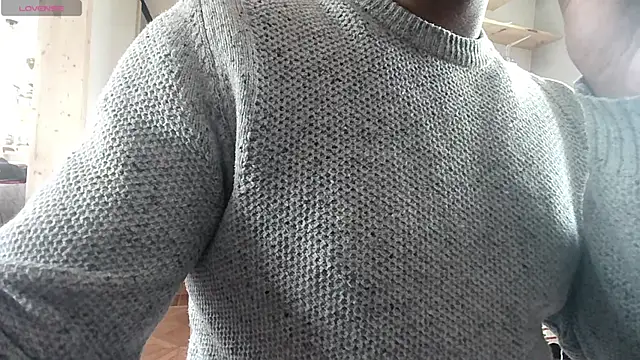 Snapshot of IndienTiger chatting on March 2025 09:34:02 AM IndienTiger online show from March 2025 09:34:02 AM