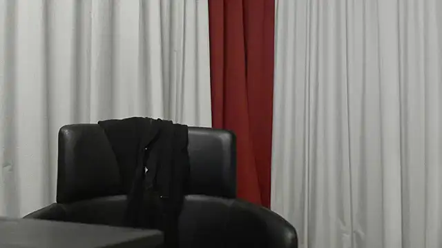 Snapshot of IndienTiger chatting on March 2026 08:26:02 PM IndienTiger online show from March 2026 08:26:02 PM