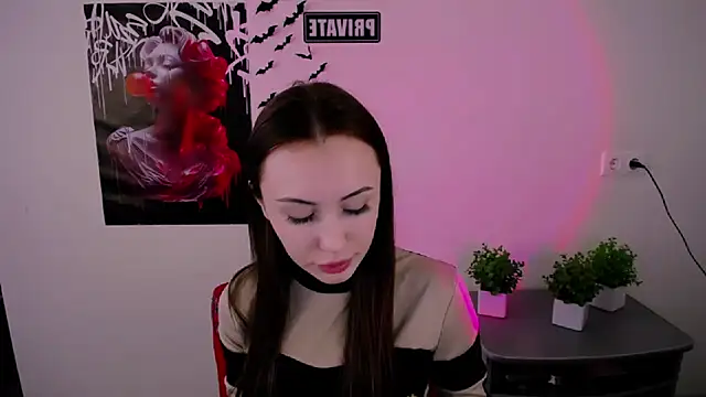 Nikonara Love online show from March 2025 12:11:02 PM