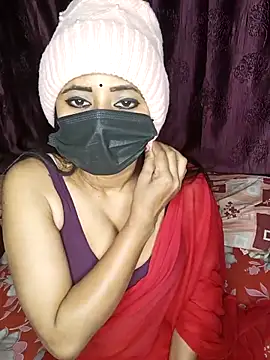 Snapshot of Hot_honey77 chatting on February 2025 07:47:02 PM Hot honey77 online show from February 2025 07:47:02 PM