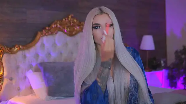 Juicy Jessye online show from September 2025 07:46:02 PM