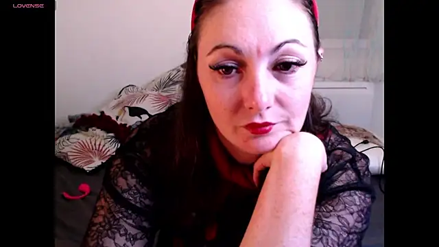 AdorahB3ll3 online show from September 2025 07:02:02 PM