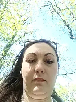 AdorahB3ll3 online show from April 2026 12:50:02 PM