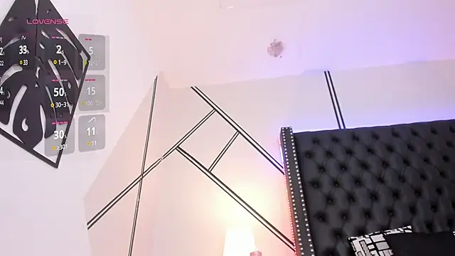 Luciana brown  online show from March 2025 06:33:02 AM