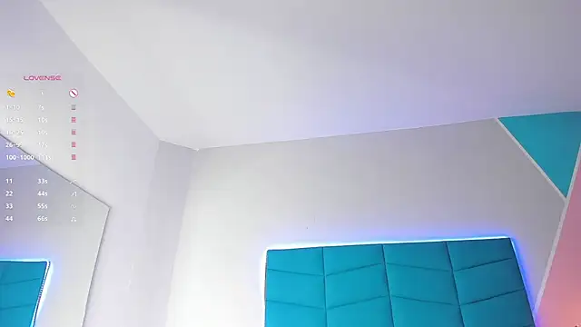 Luciana brown  online show from March 2025 02:05:02 AM