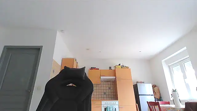 serena  vedette online show from February 2025 02:43:01 PM