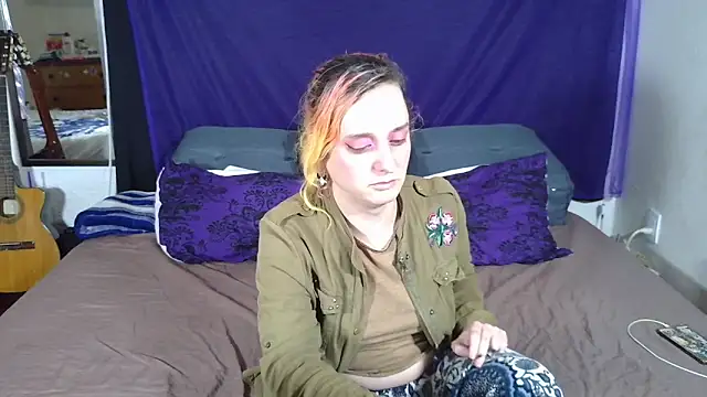 Evelan420 online show from October 2025 11:58:01 PM