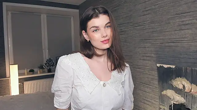 Snapshot of FloraDobb chatting on February 2025 07:10:02 PM FloraDobb online show from February 2025 07:10:02 PM