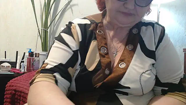 DeniseeRosea online show from April 2026 12:30:01 AM