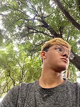 izan 20 online show from March 2025 03:57:02 PM