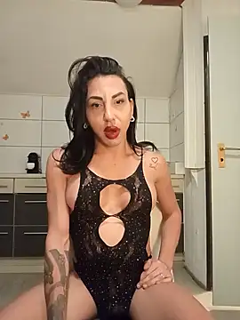 Snapshot of PiccolaDany chatting on September 2025 05:34:02 PM PiccolaDany online show from September 2025 05:34:02 PM