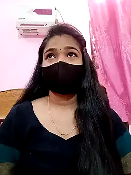 Snapshot of Simran-001 chatting on February 2025 08:22:01 AM Simran-001 online show from February 2025 08:22:01 AM