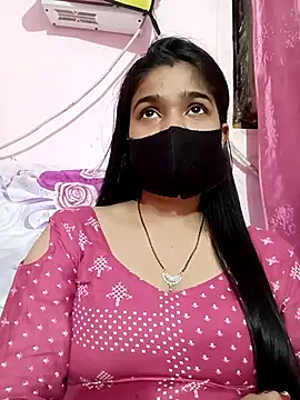 Snapshot of Simran-001 chatting on October 2025 06:39:01 PM Simran-001 online show from October 2025 06:39:01 PM