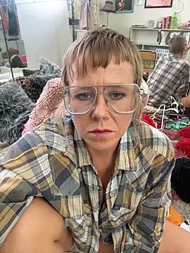 I am babydoll online show from March 2026 10:01:01 AM