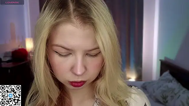 LynetHakes online show from March 2026 06:16:02 AM