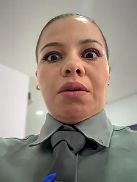 Ariana-07 online show from November 2025 01:11:01 PM