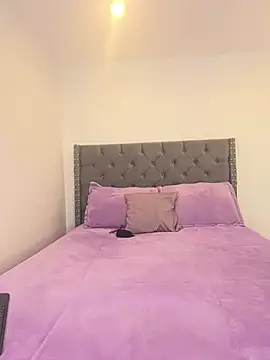 Snapshot of KarlaWild chatting on March 2025 06:45:02 PM KarlaWild online show from March 2025 06:45:02 PM