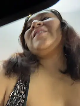 Snapshot of KarlaWild chatting on November 2025 04:16:01 AM KarlaWild online show from November 2025 04:16:01 AM