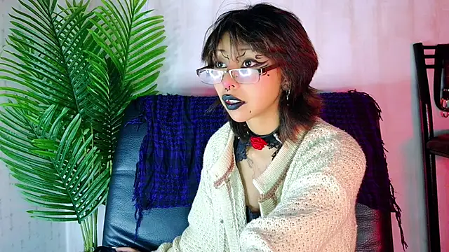 Snapshot of verhona_vlad chatting on January 2025 12:16:01 PM verhona vlad online show from January 2025 12:16:01 PM