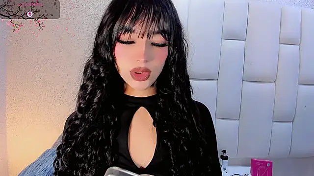 Angeles Busst online show from January 2026 08:32:02 PM