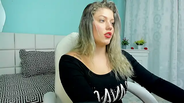 Snapshot of alaia_greyy chatting on October 2025 07:58:02 PM alaia greyy online show from October 2025 07:58:02 PM