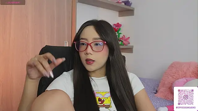 Snapshot of sophi_lii chatting on May 2026 09:53:02 PM sophi lii online show from May 2026 09:53:02 PM