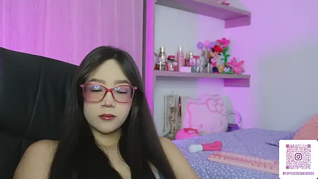 Snapshot of sophi_lii chatting on May 2026 09:13:01 PM sophi lii online show from May 2026 09:13:01 PM