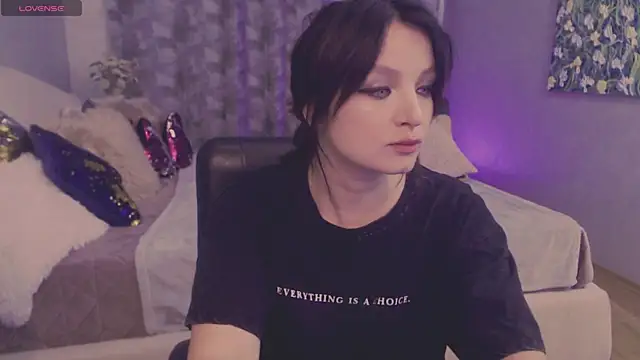BritneyBarker online show from July 2026 05:10:02 PM
