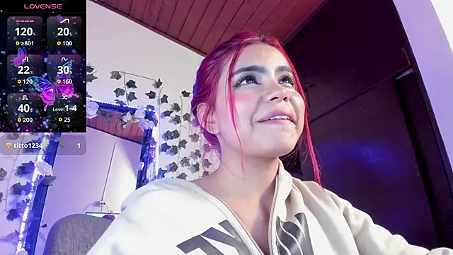 saray  jones online show from September 2025 01:17:01 AM