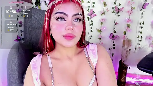 saray  jones online show from April 2026 04:34:02 PM