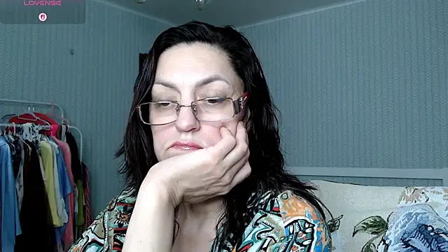 Soffya Soy online show from April 2026 02:05:02 AM