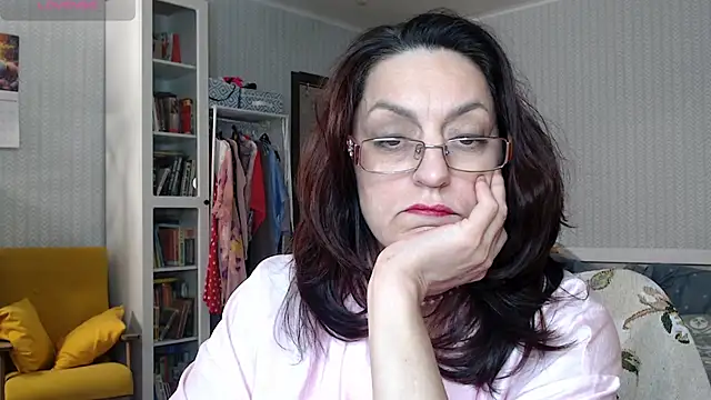 Soffya Soy online show from May 2026 08:49:02 PM
