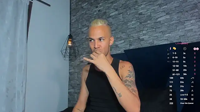 Jeremmy Love online show from October 2025 09:55:01 PM